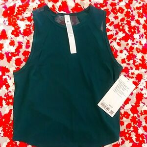 NWT lululemon sculpt crop tank size 2